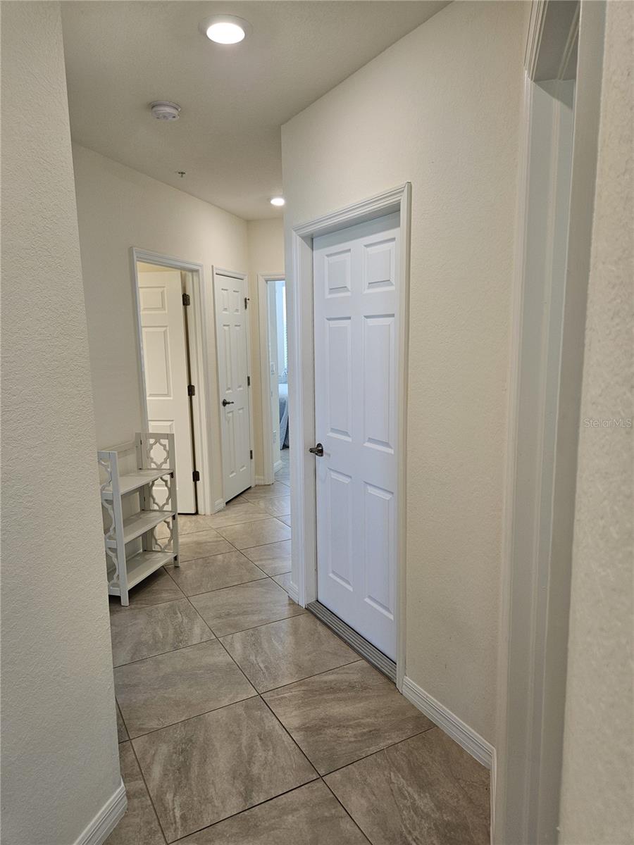 Image 38 of 54 For 10042 Crooked Creek Drive 103