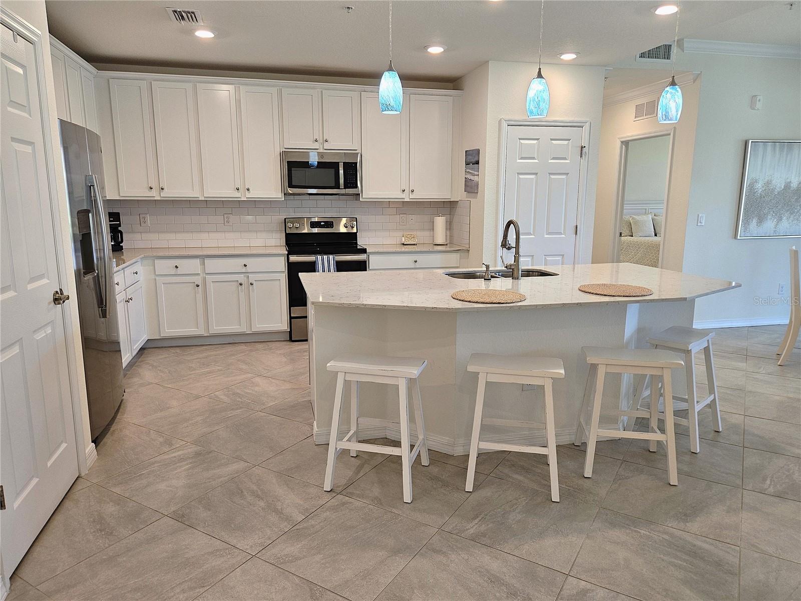 Image 7 of 54 For 10042 Crooked Creek Drive 103