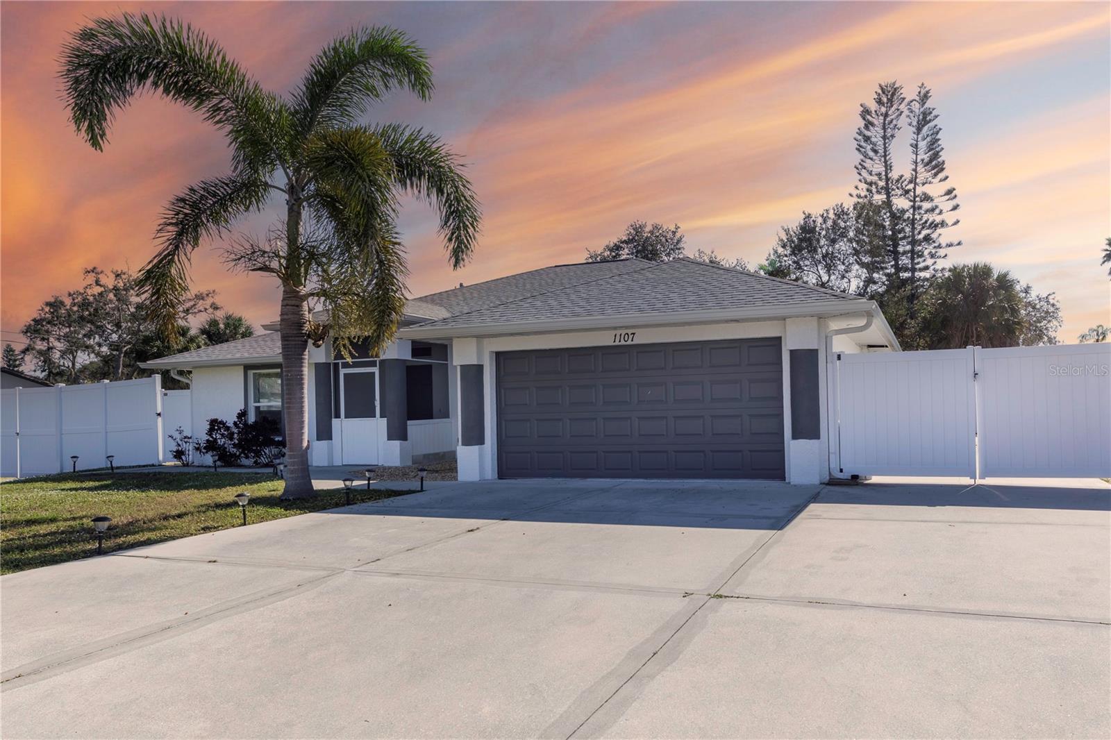 Details for 1107 Mangrove Road, VENICE, FL 34293