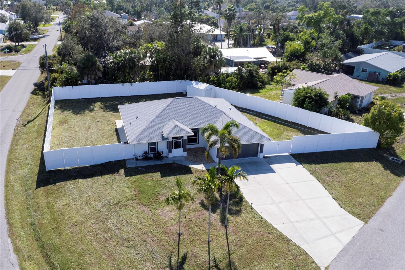 Image 22 of 28 For 1107 Mangrove Road