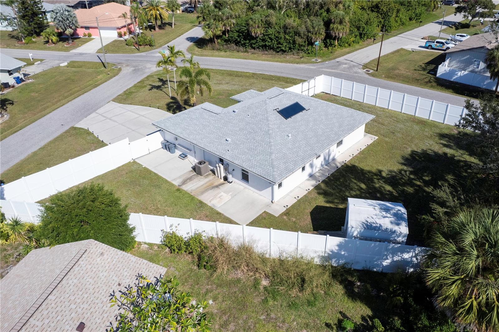 Image 24 of 28 For 1107 Mangrove Road
