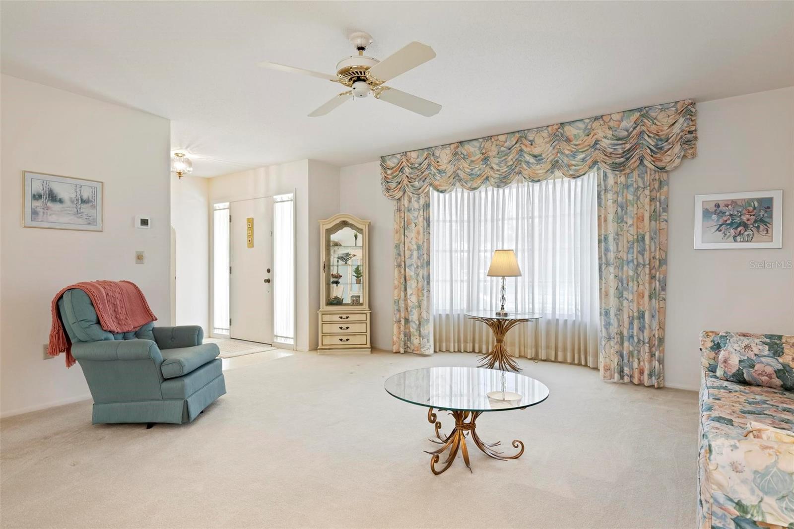 Image 9 of 38 For 465 Laurencin Drive