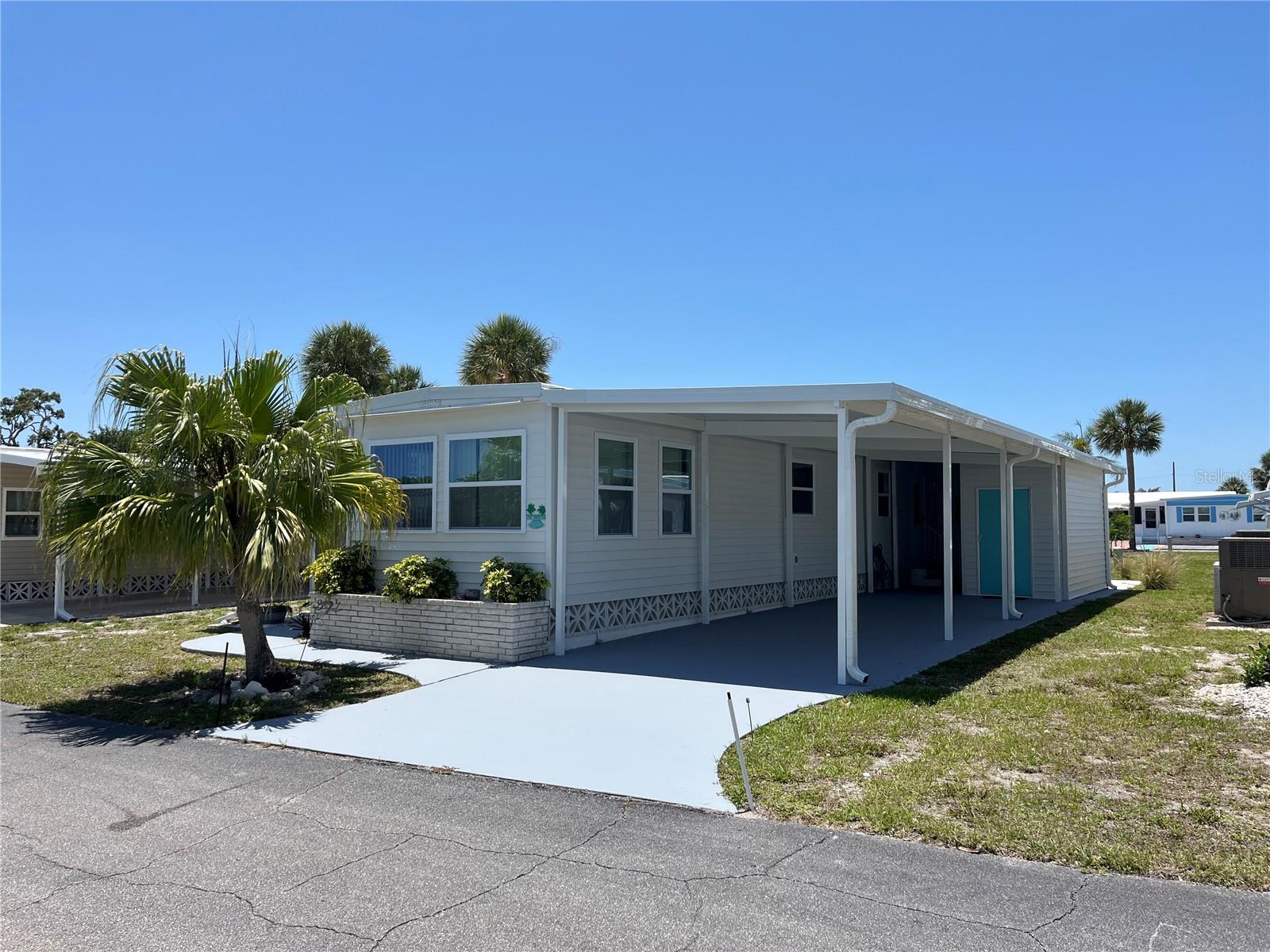 Details for 202 Mantua Drive, VENICE, FL 34285