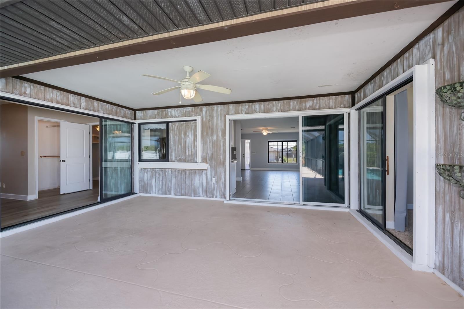 Image 29 of 80 For 552 Bellaire Drive