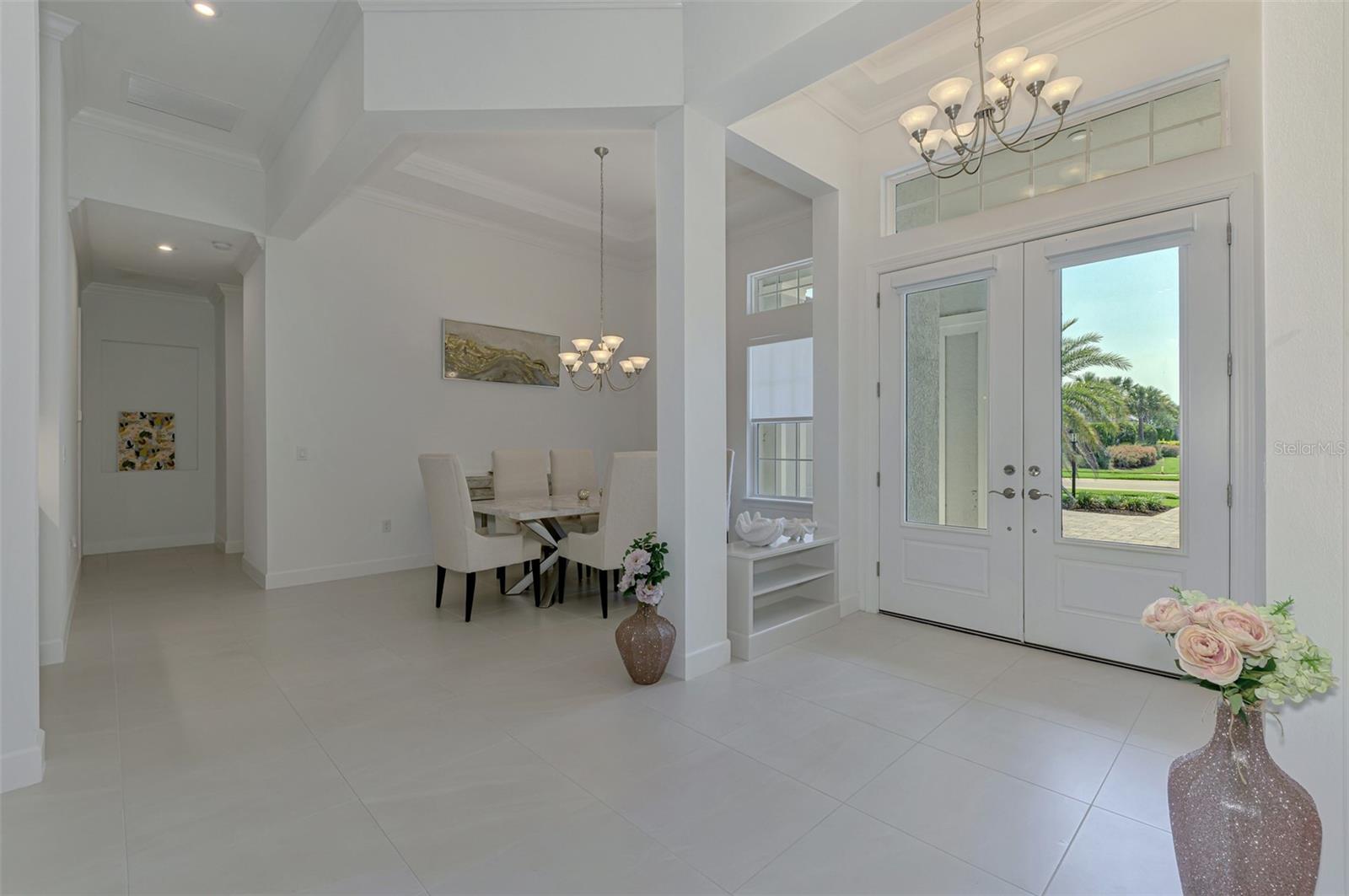 Image 14 of 78 For 9048 Luna Lane
