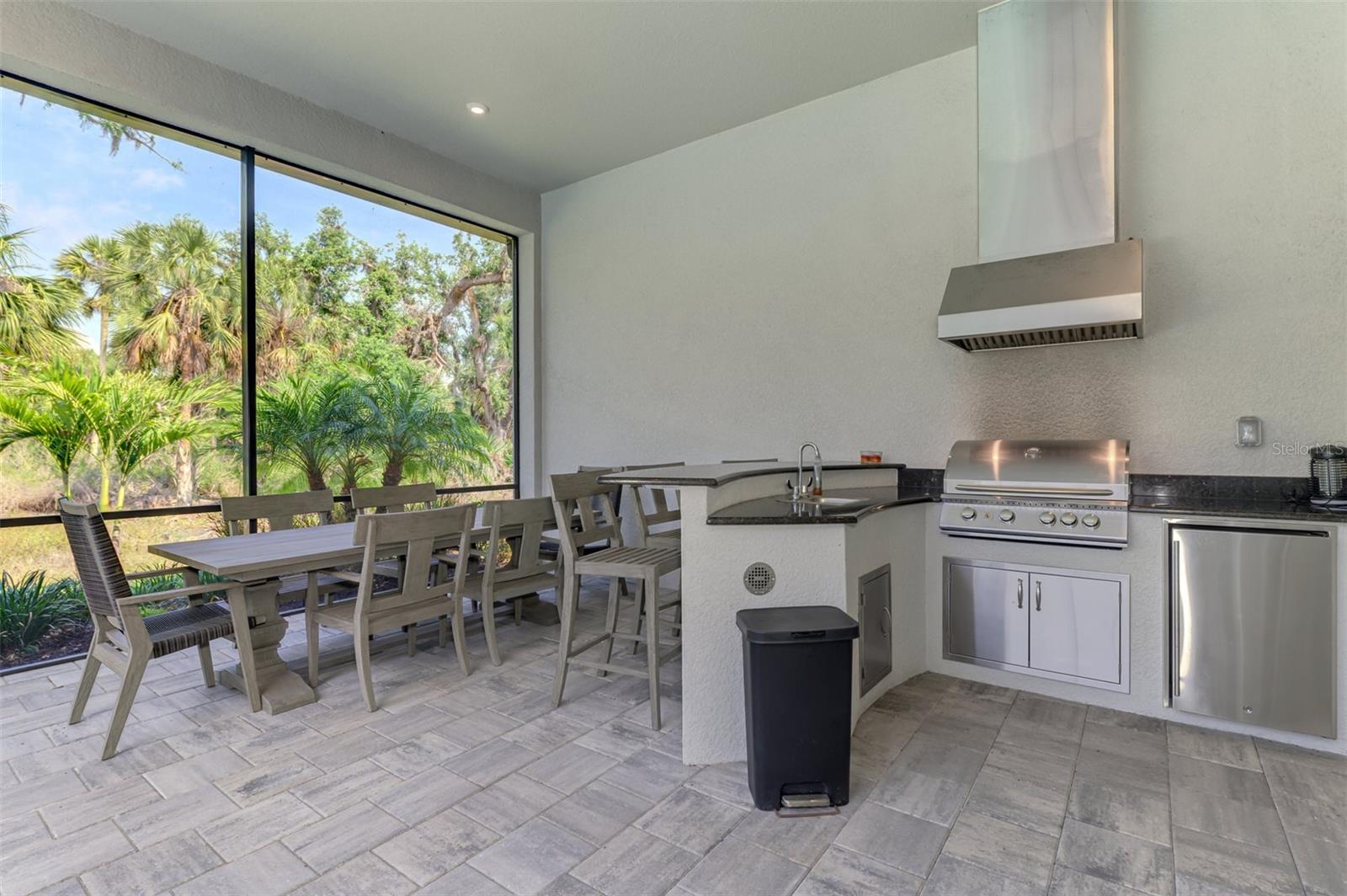 Image 66 of 78 For 9048 Luna Lane
