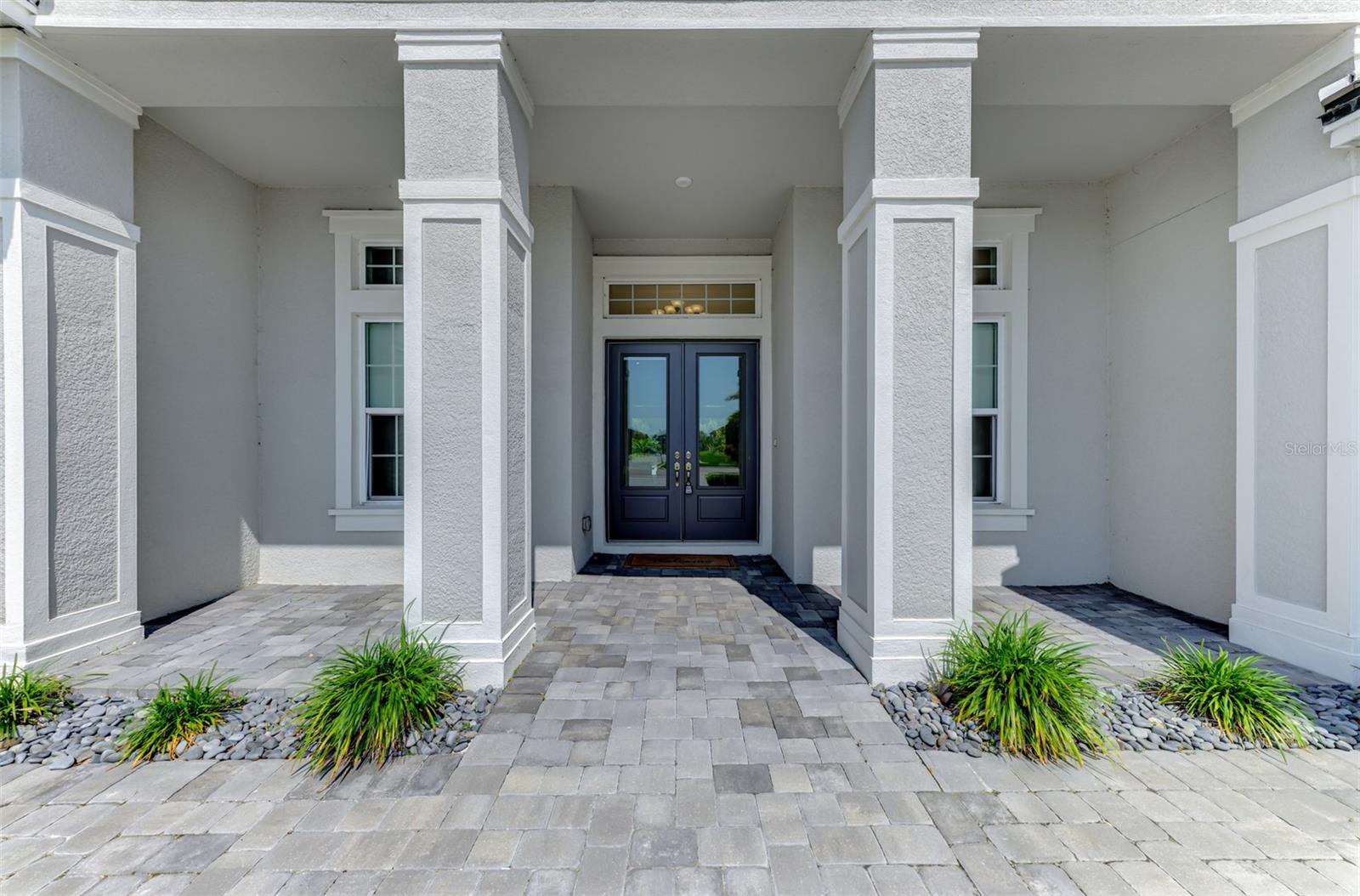 Image 9 of 78 For 9048 Luna Lane