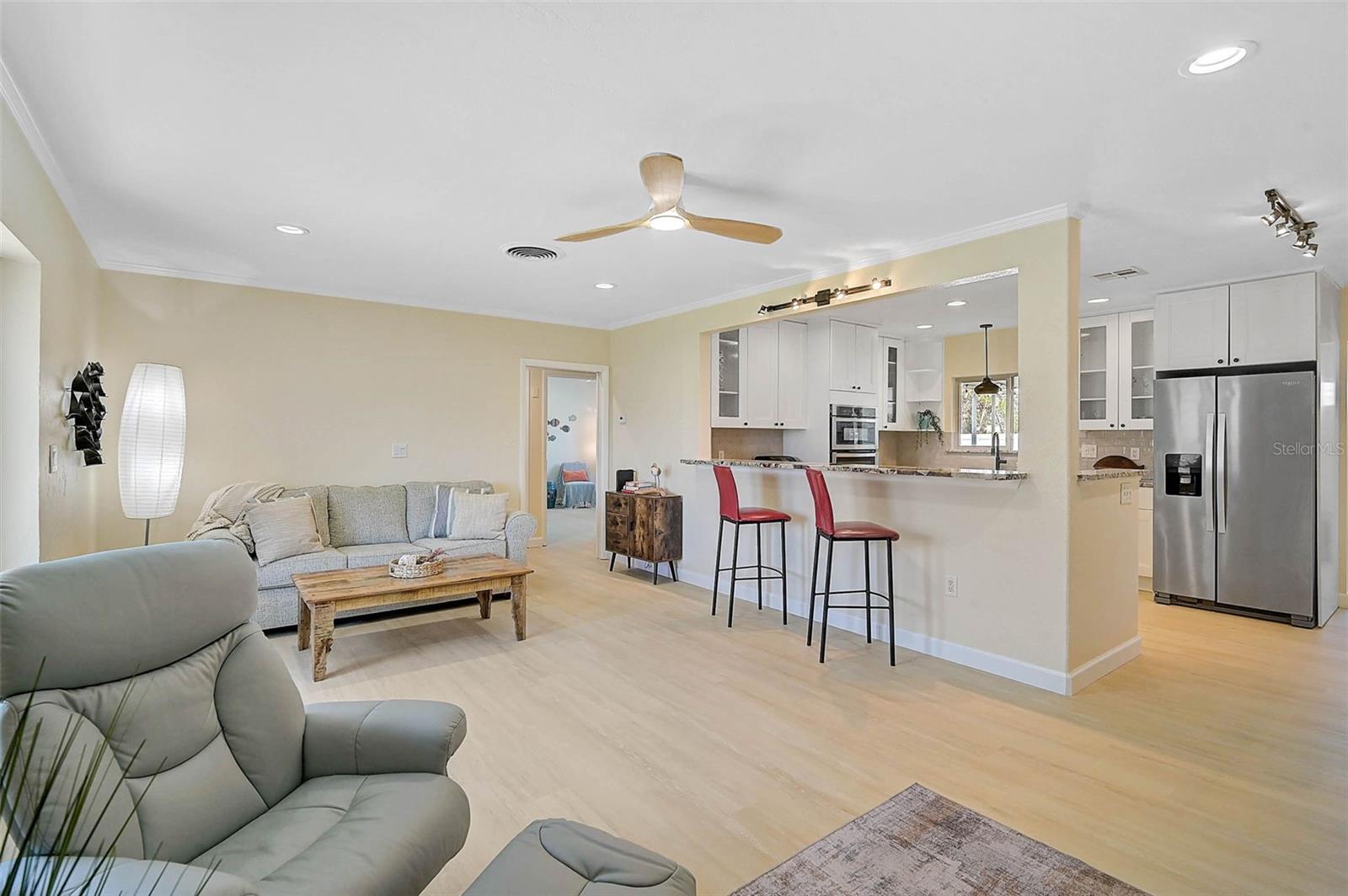 Image 5 of 65 For 1099 Nokomis Avenue S