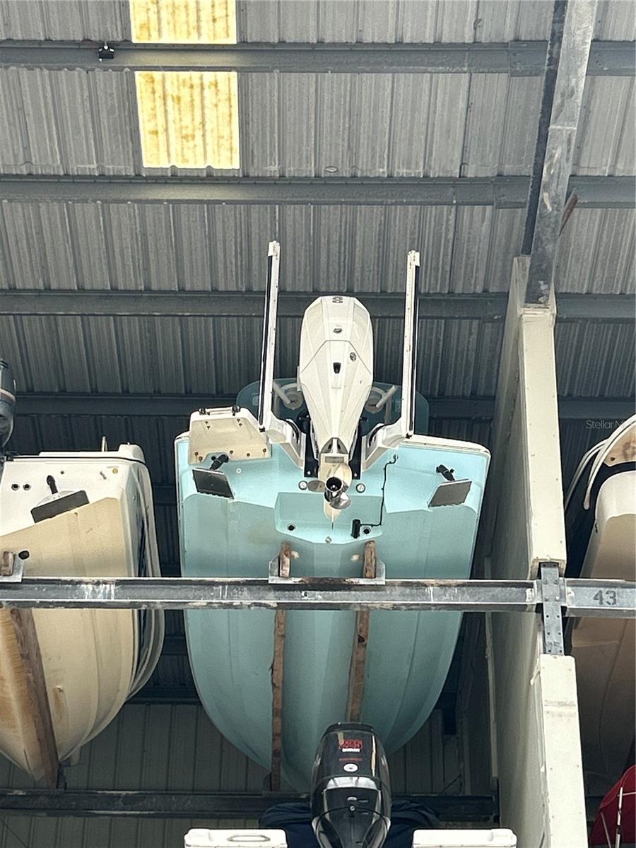 Image 10 of 11 For 100 Circuit Road N-11