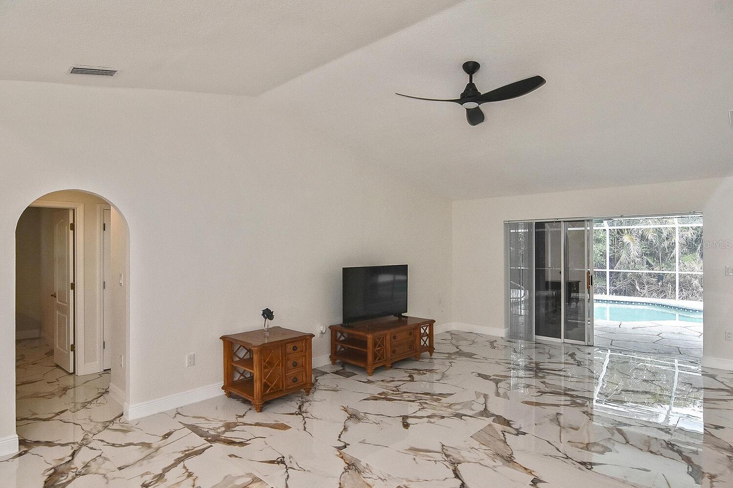 Image 10 of 65 For 27416 Natal Drive