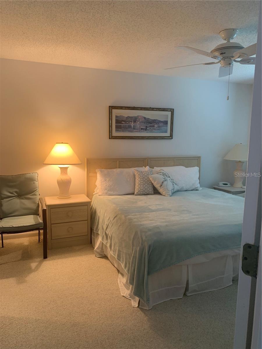 Image 14 of 22 For 841 Wexford Boulevard 841