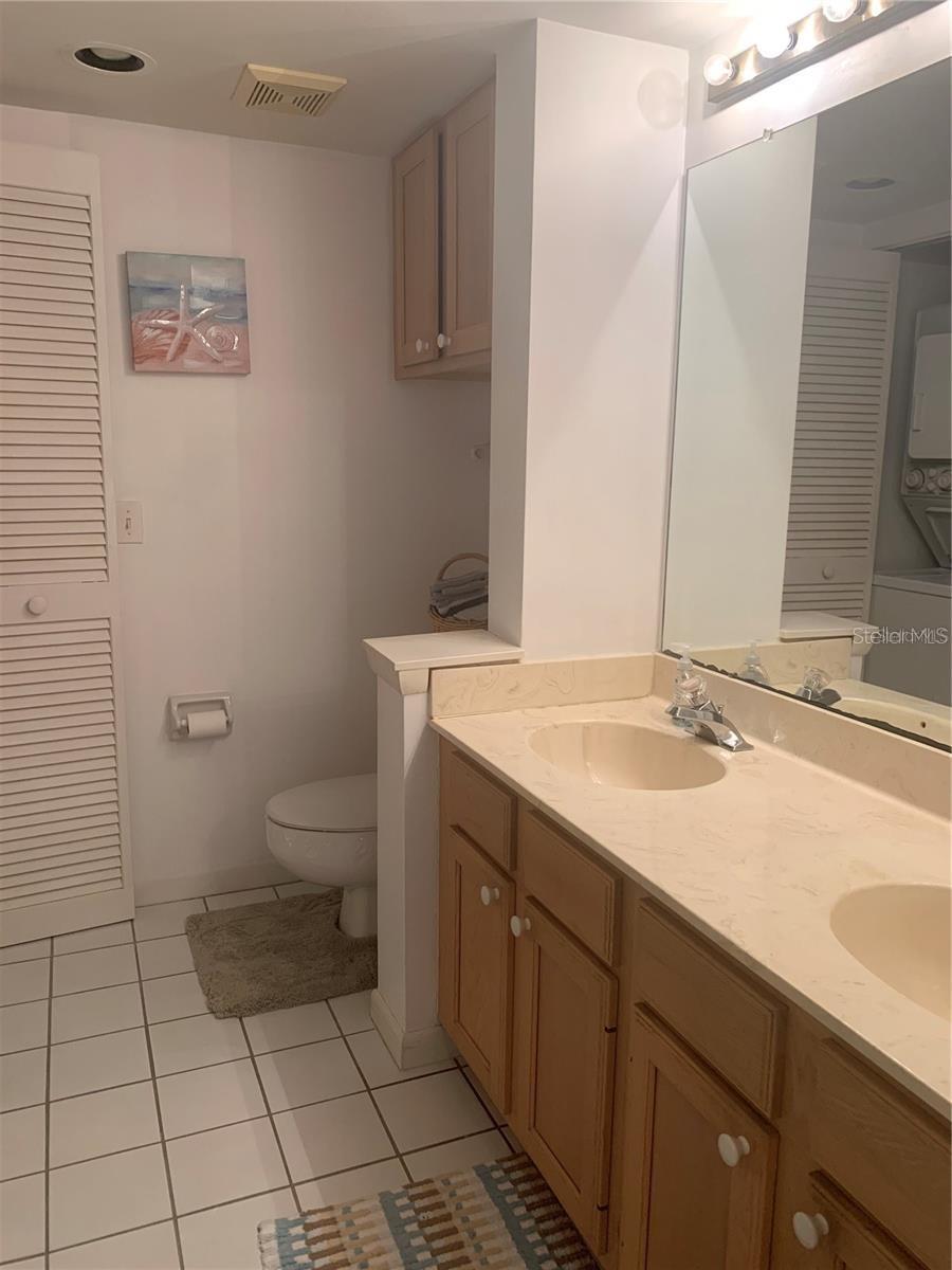Image 17 of 22 For 841 Wexford Boulevard 841