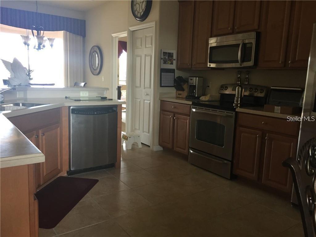 Image 6 of 12 For 11462 Saffron Court