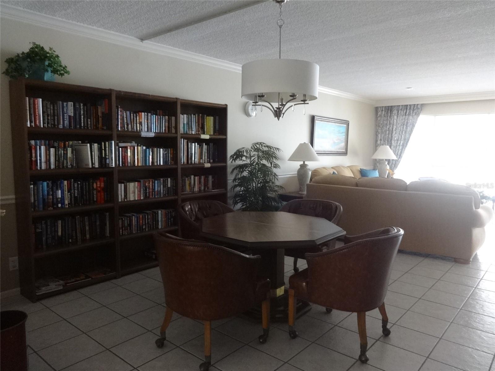 Image 14 of 18 For 512 Venice Avenue 205