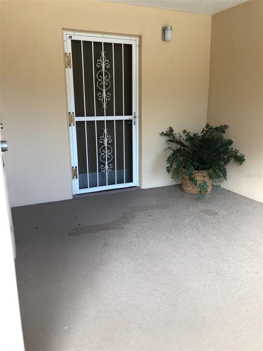 Image 4 of 18 For 512 Venice Avenue 205