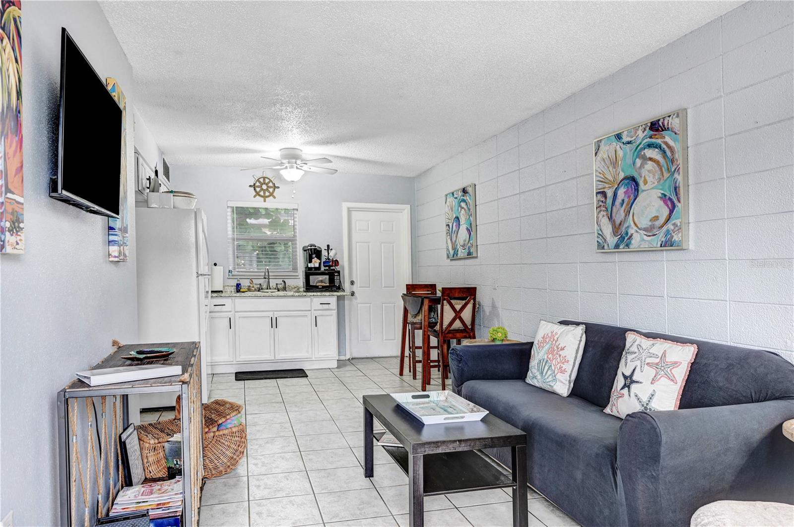 Image 18 of 55 For 422 Polk Avenue