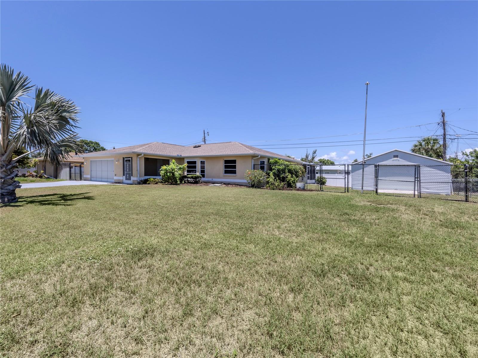 Image 2 of 55 For 976 Euclid Road