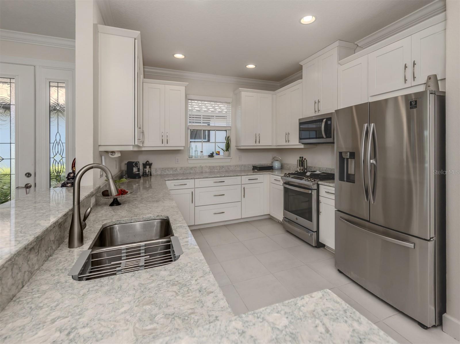 Image 20 of 92 For 5853 Semolino Street