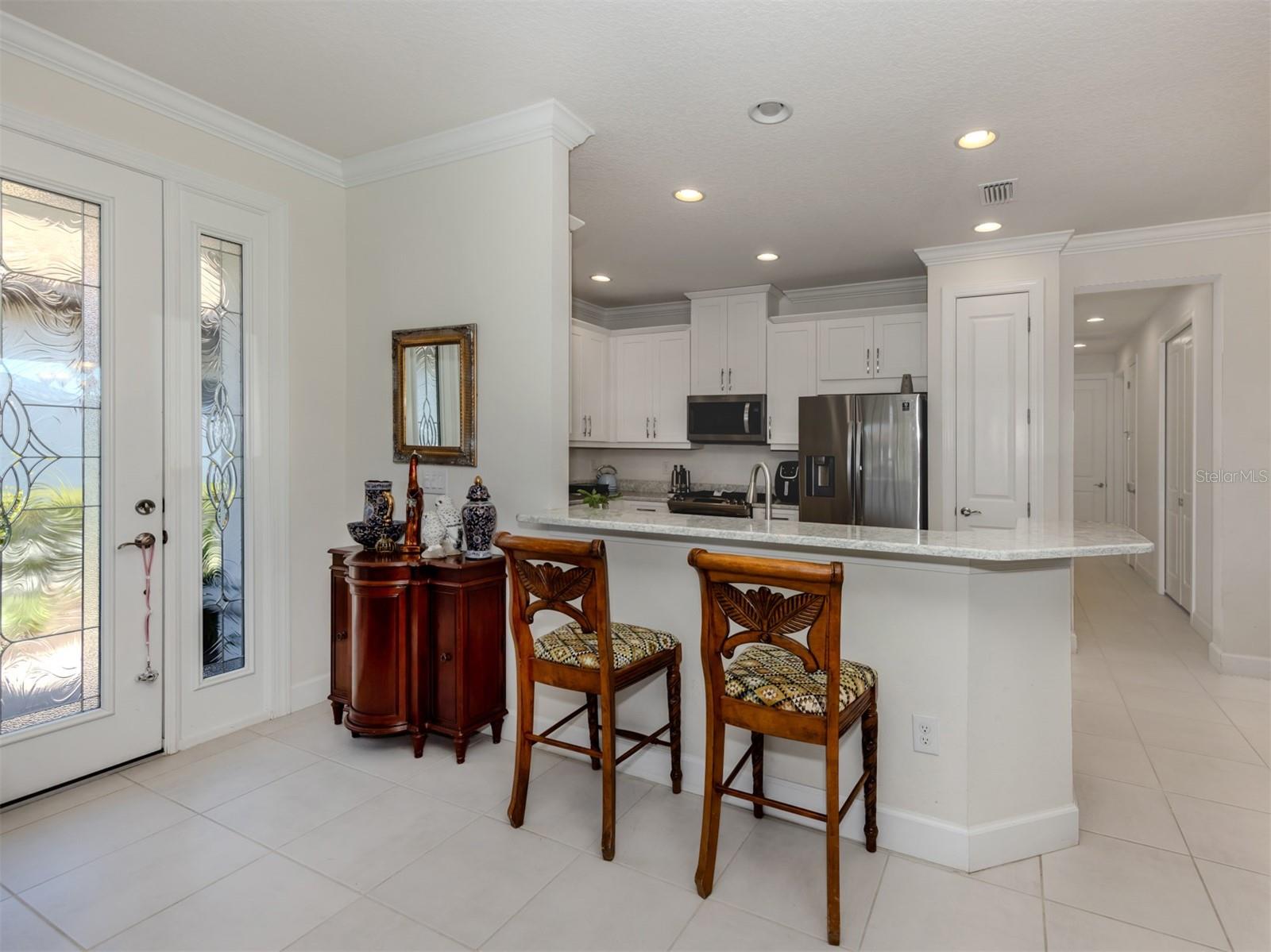 Image 8 of 92 For 5853 Semolino Street