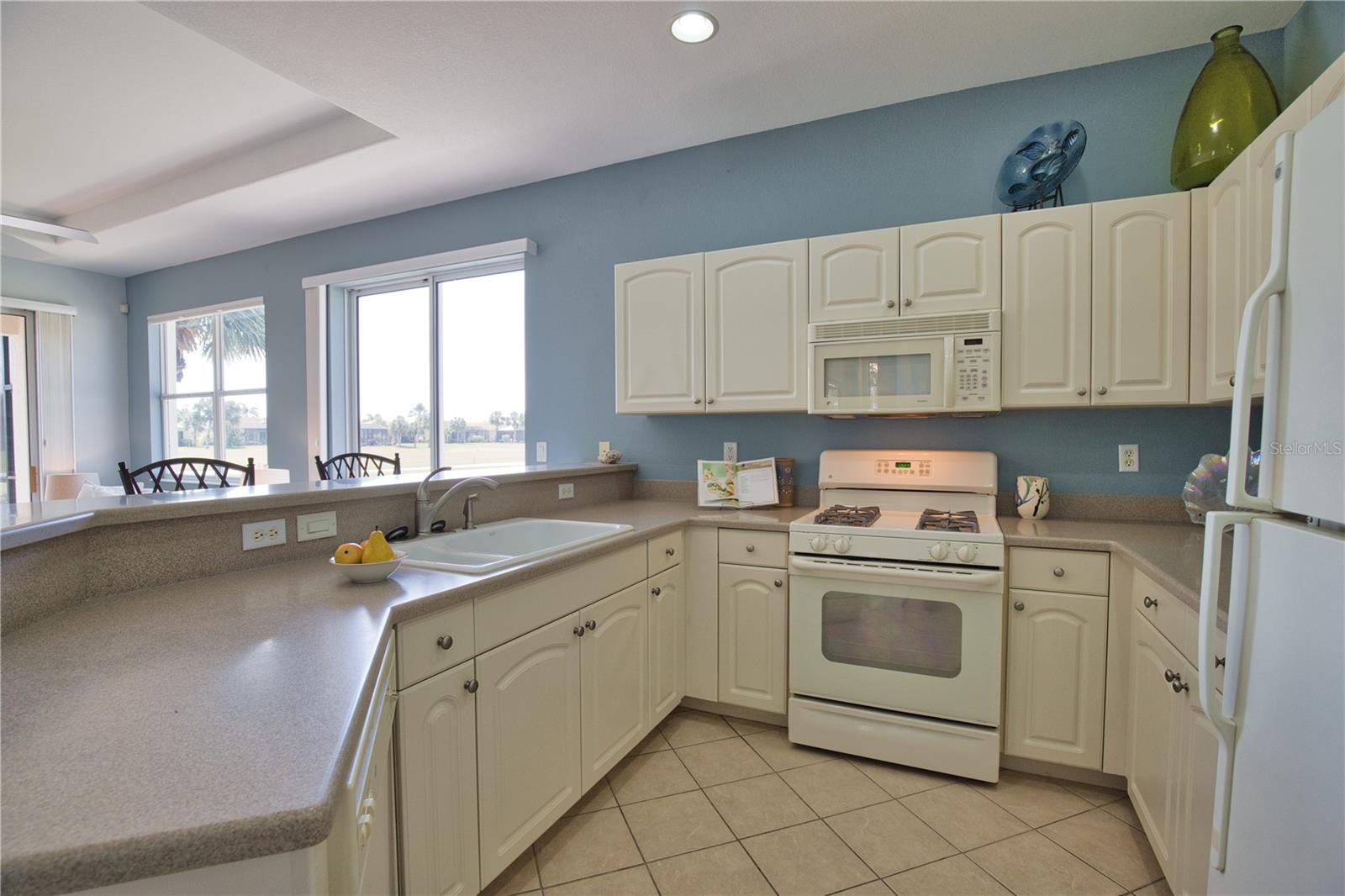Image 11 of 62 For 102 Mestre Place