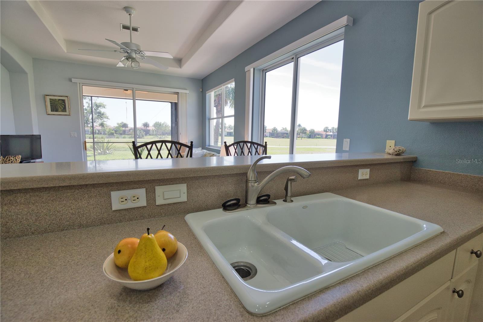 Image 14 of 62 For 102 Mestre Place