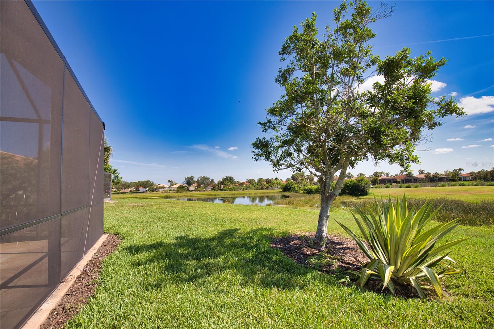 Image 42 of 62 For 102 Mestre Place