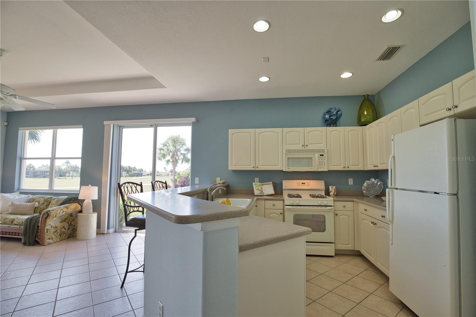 Image 6 of 62 For 102 Mestre Place