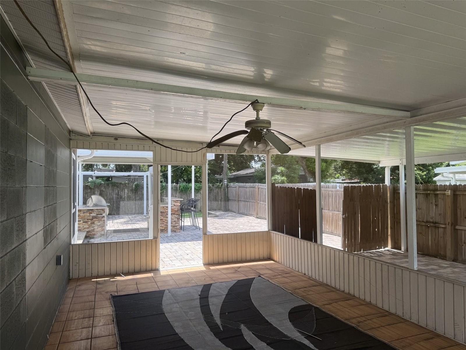 Image 4 of 11 For 508 Garden Drive N