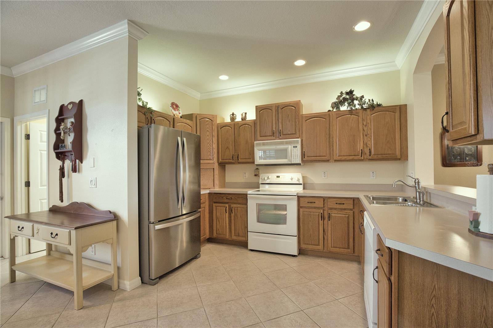 Image 13 of 47 For 1438 Maseno Drive