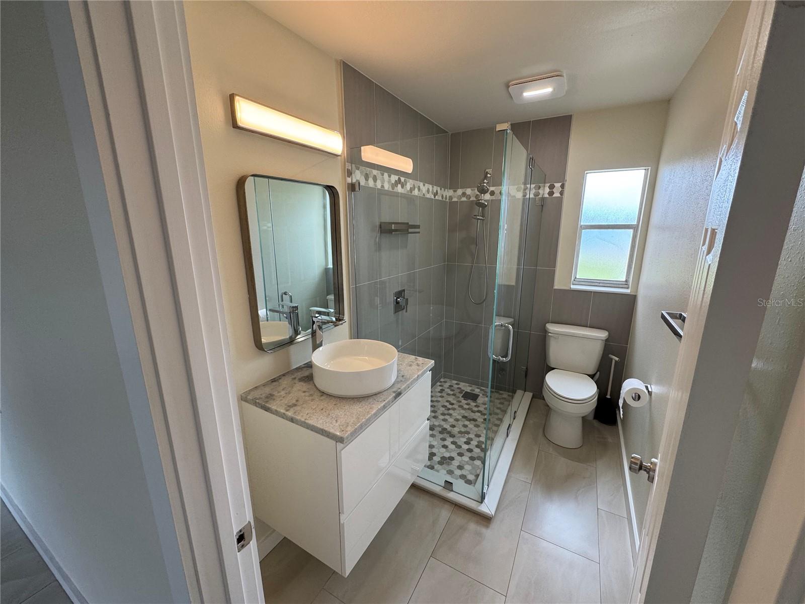 Image 8 of 18 For 303 Colonia Lane W 303