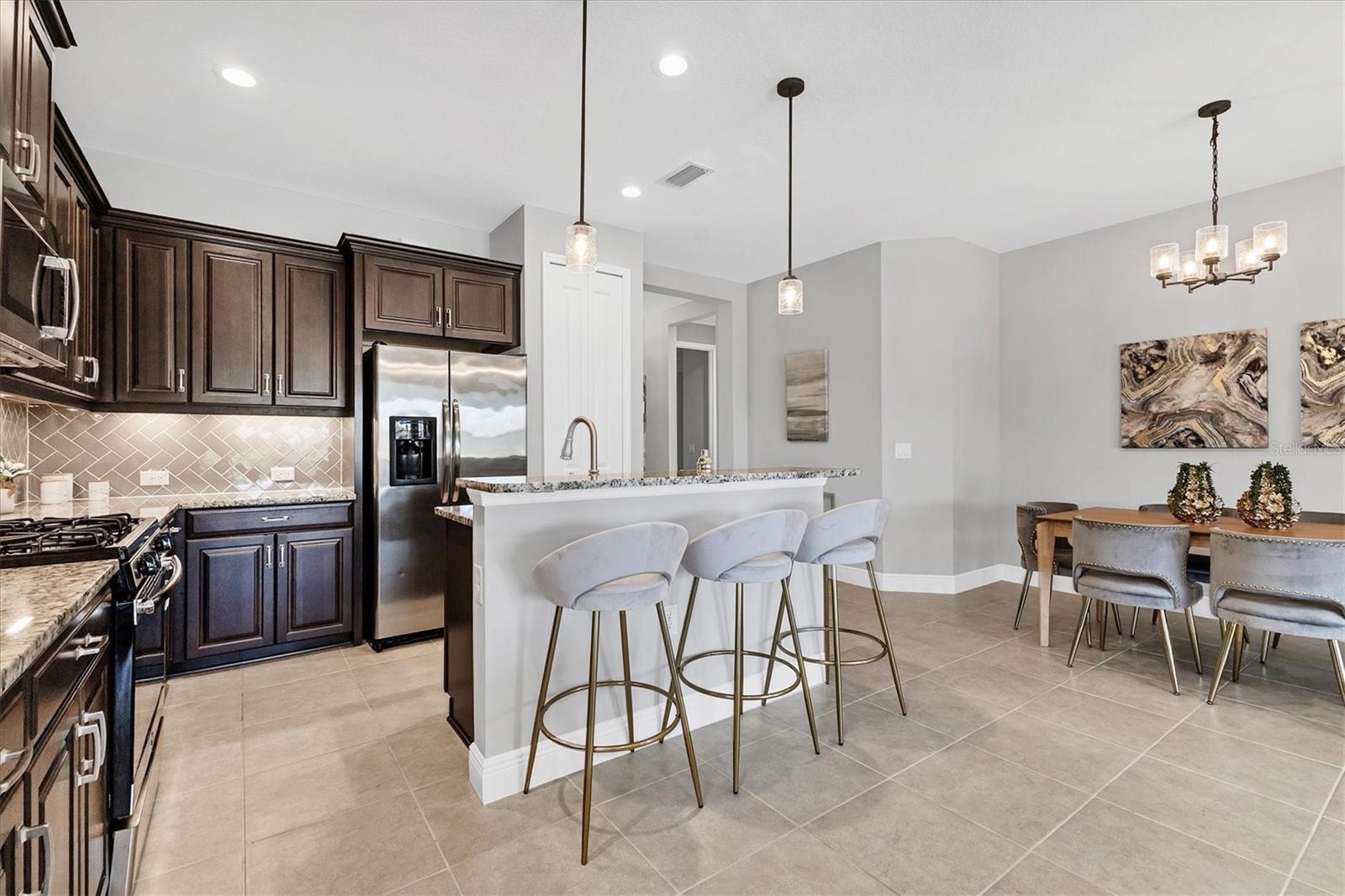 Image 13 of 55 For 21649 Avon Park Court