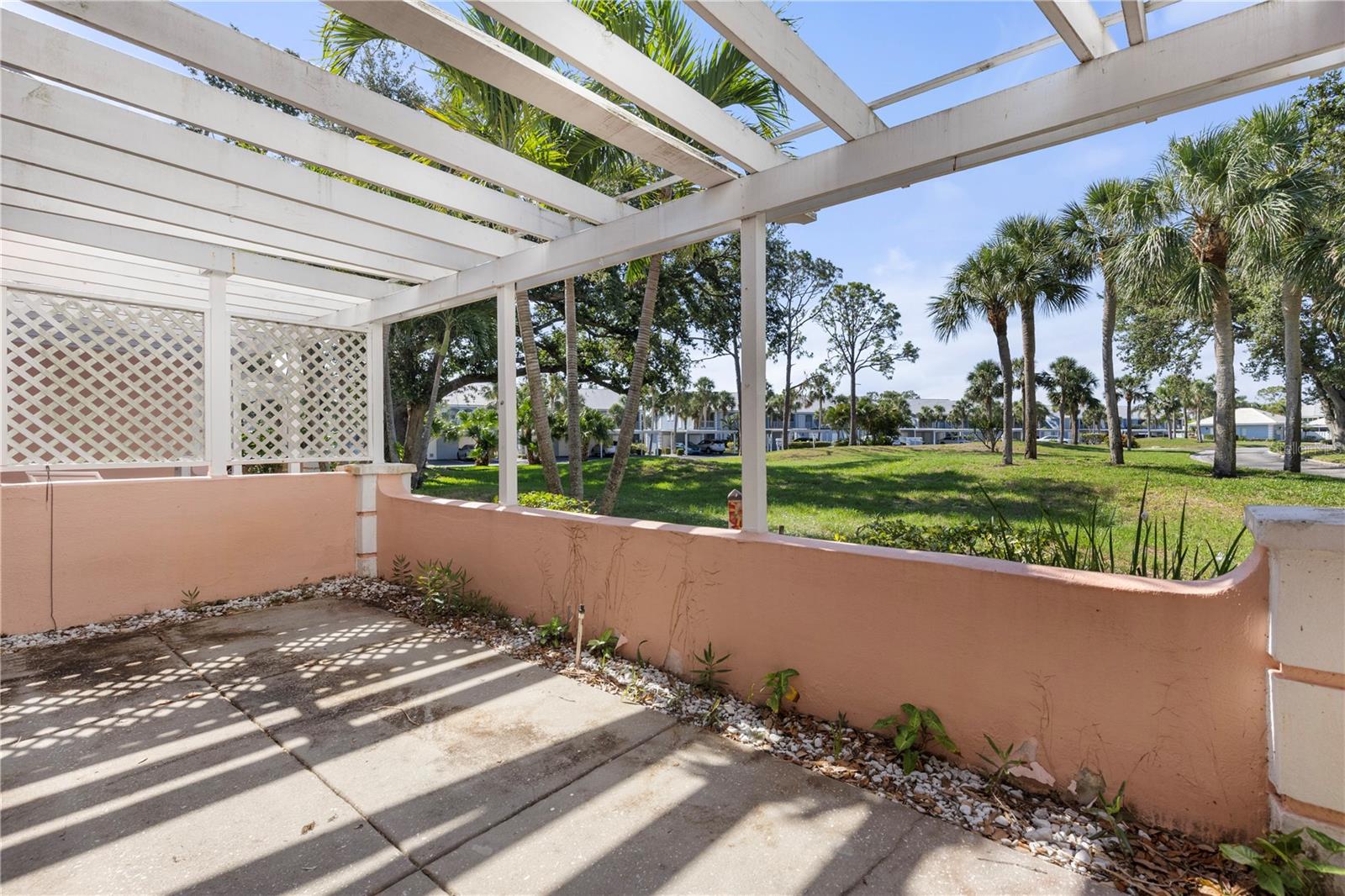 Image 19 of 54 For 458 Cerromar Road 382