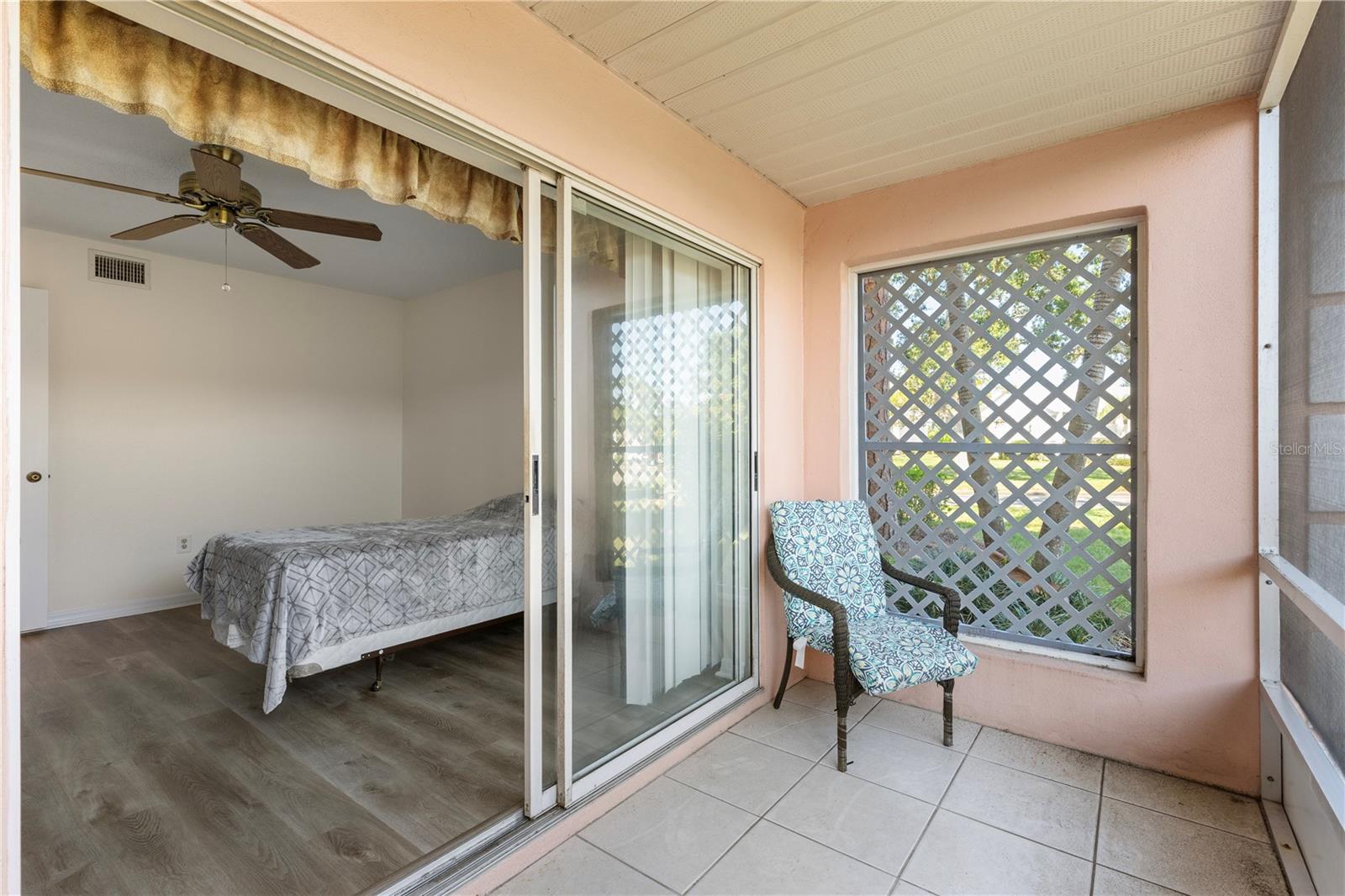 Image 30 of 54 For 458 Cerromar Road 382