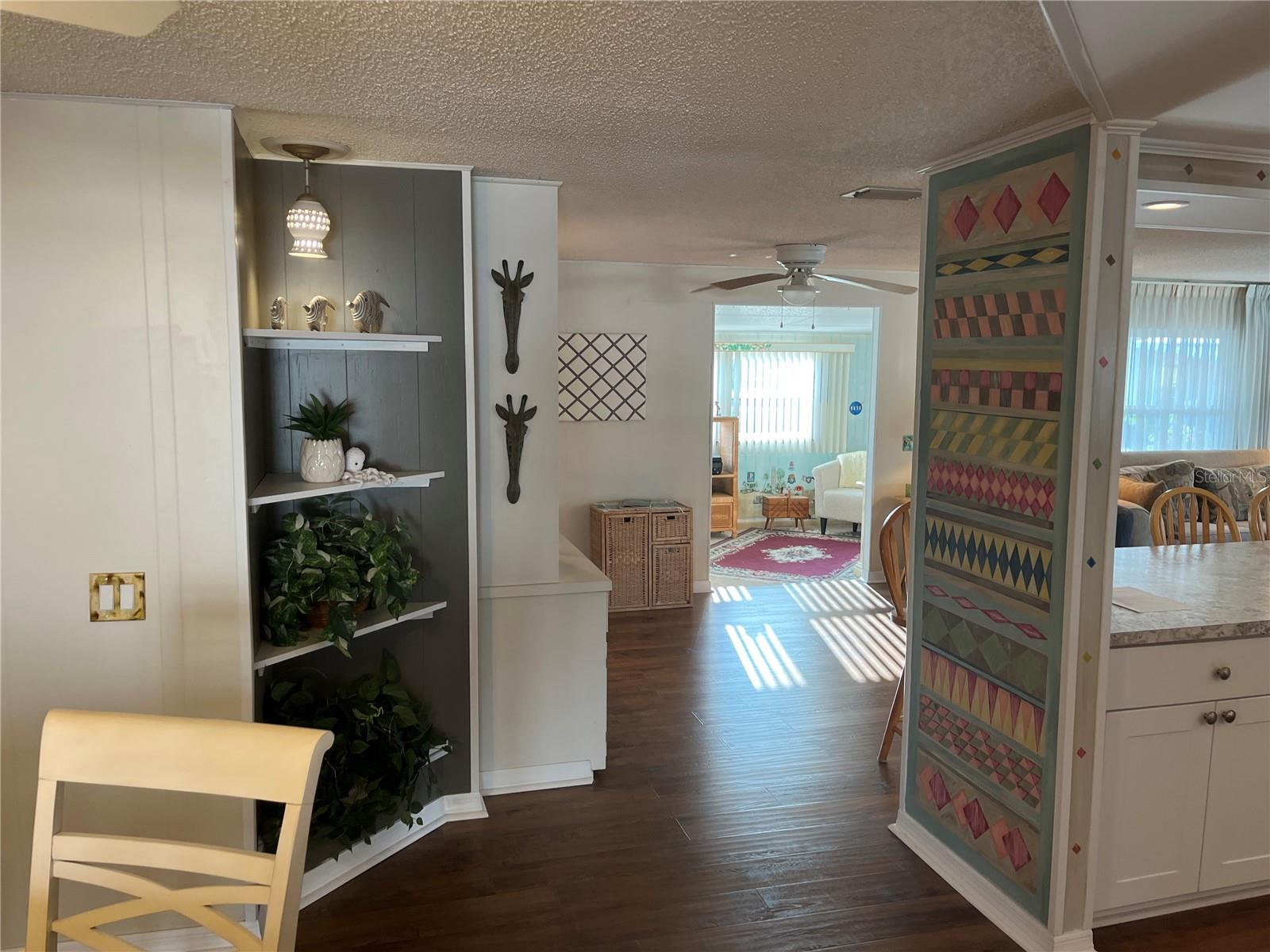 Image 11 of 51 For 902 Jolanda Circle