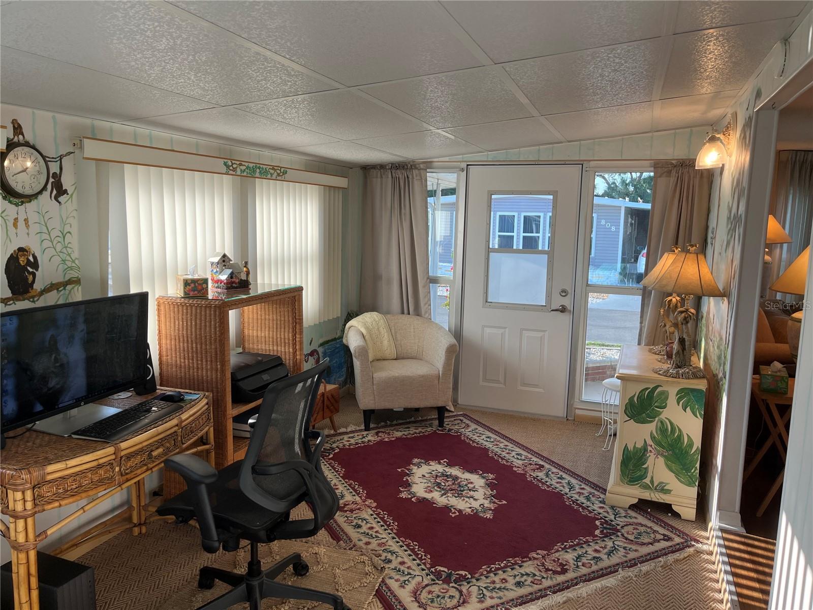 Image 33 of 51 For 902 Jolanda Circle