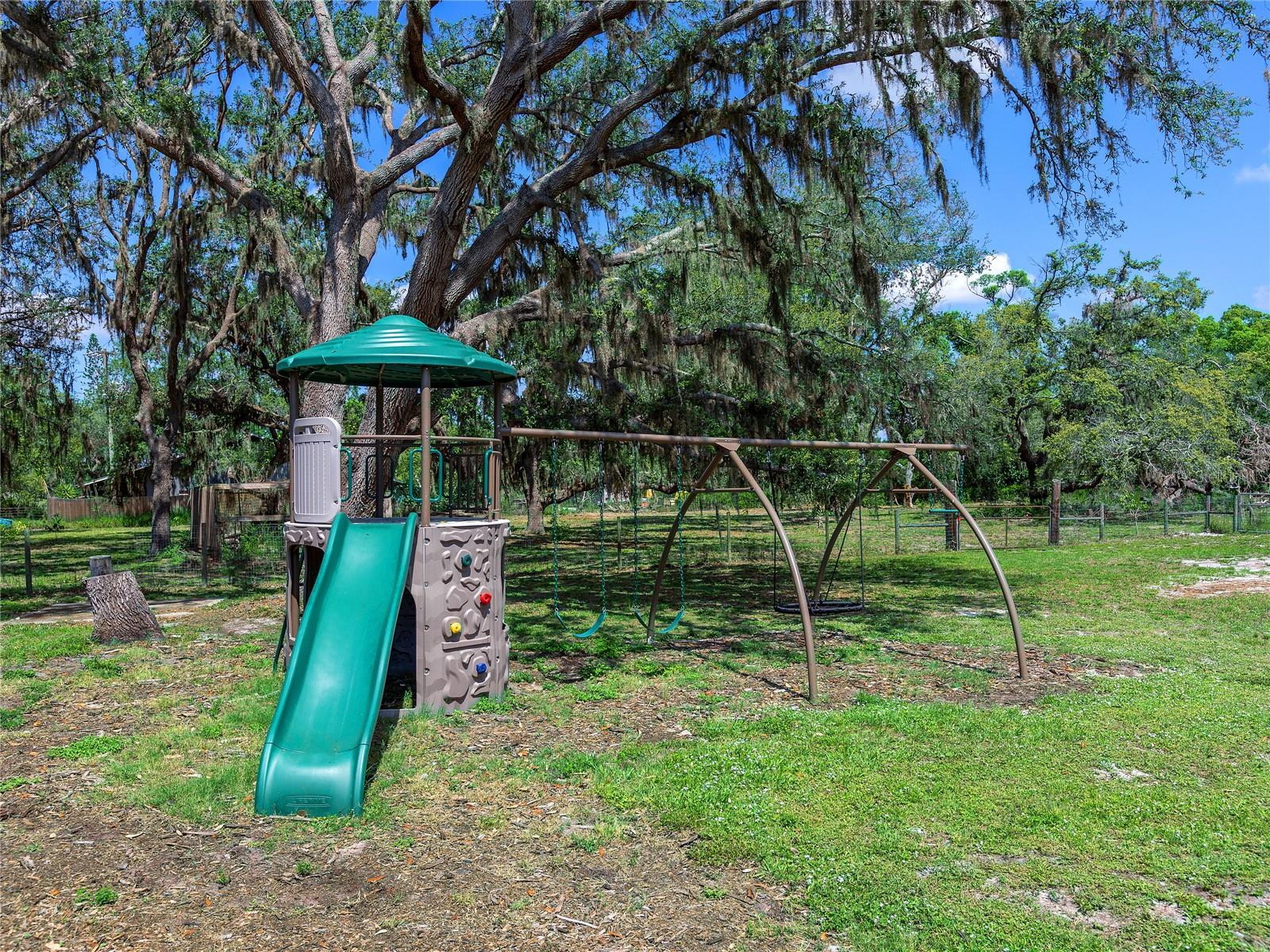 Image 34 of 37 For 27215 Crosby Road