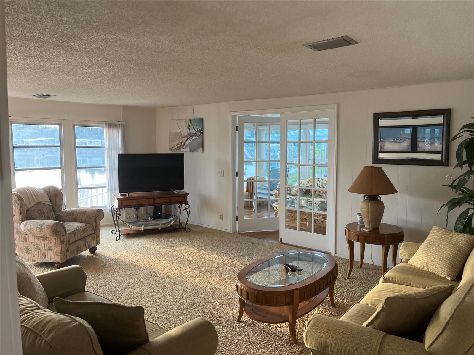 Image 11 of 43 For 868 Baveno Drive