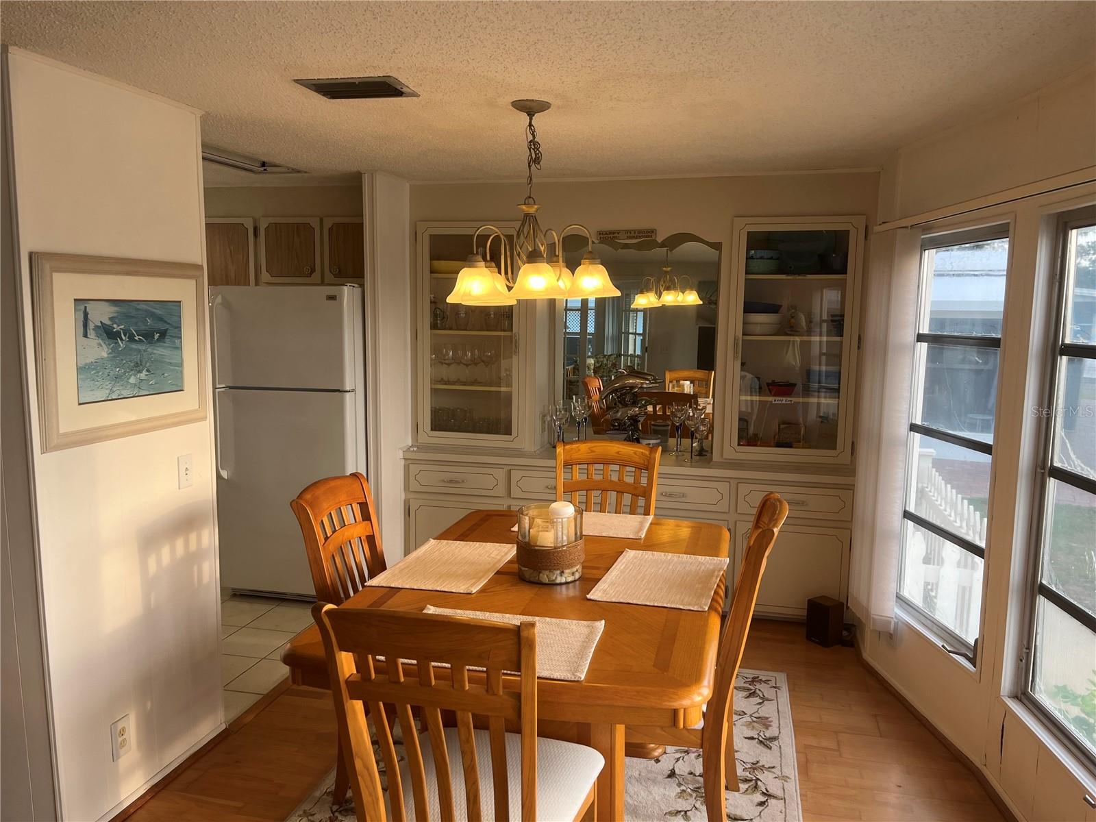 Image 16 of 43 For 868 Baveno Drive
