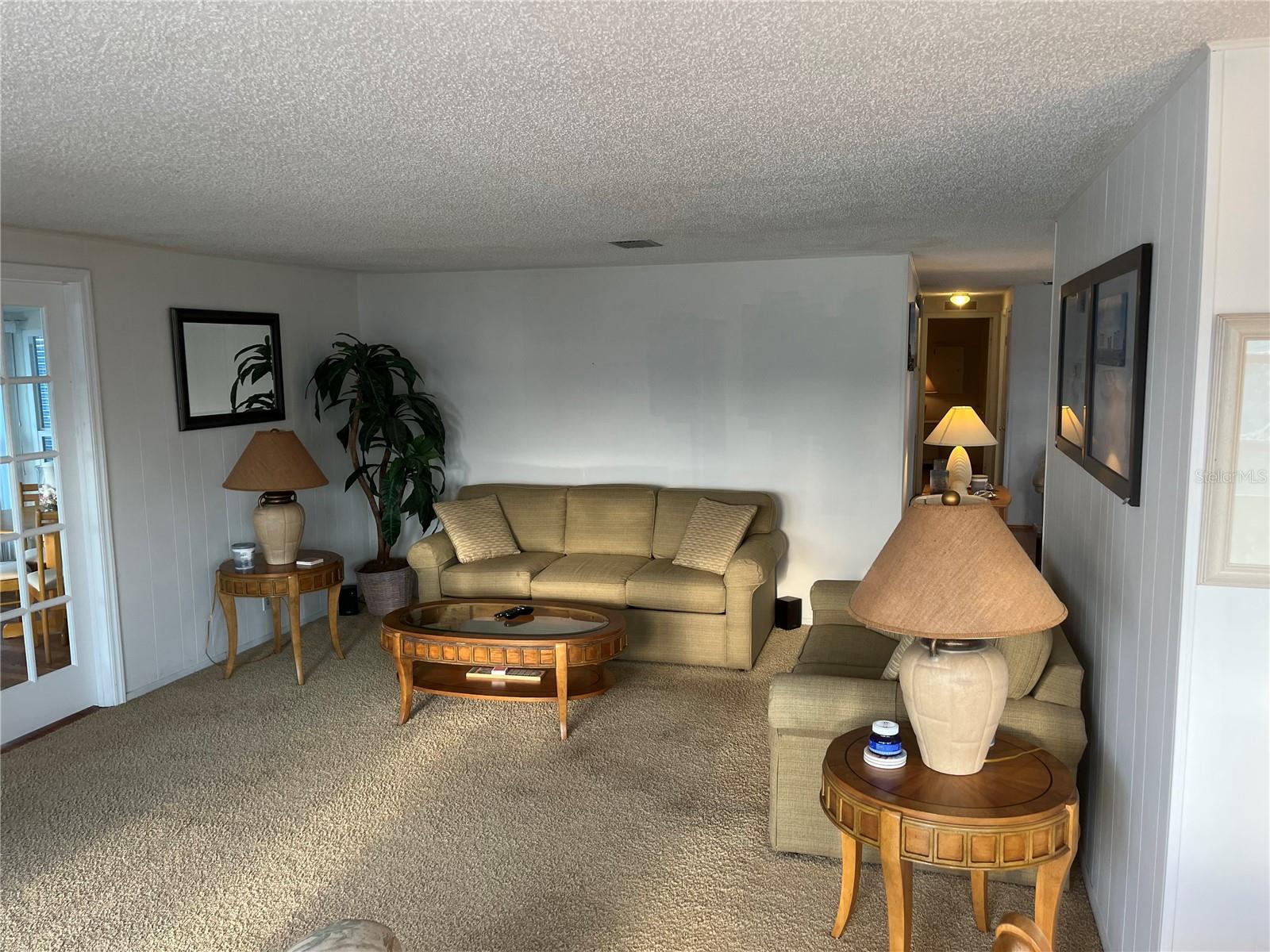 Image 17 of 43 For 868 Baveno Drive