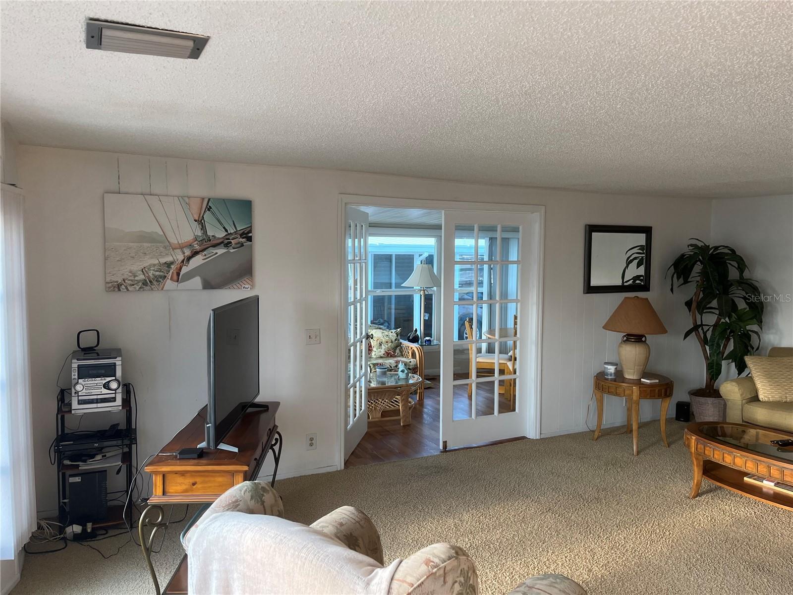 Image 18 of 43 For 868 Baveno Drive