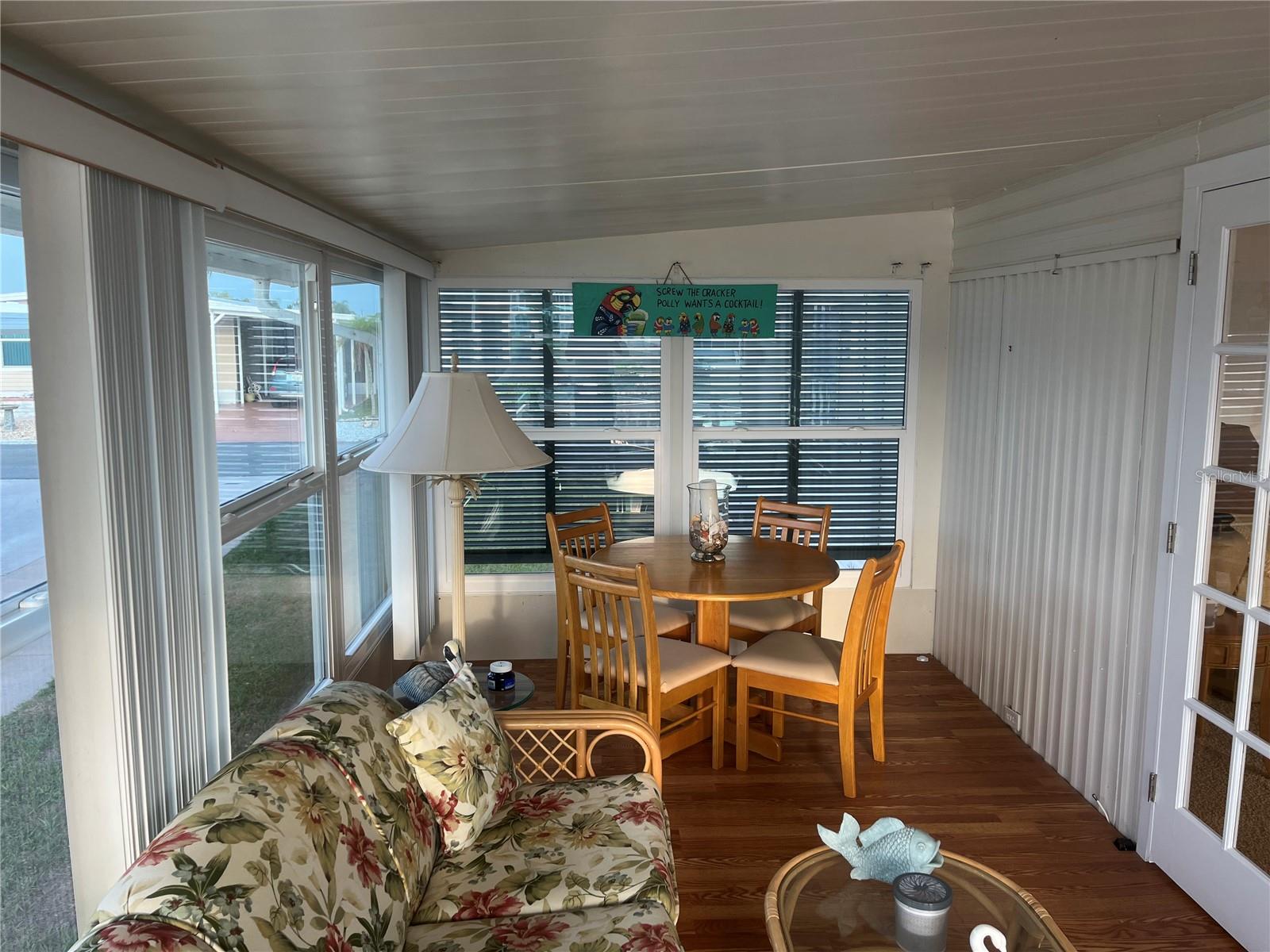 Image 27 of 43 For 868 Baveno Drive