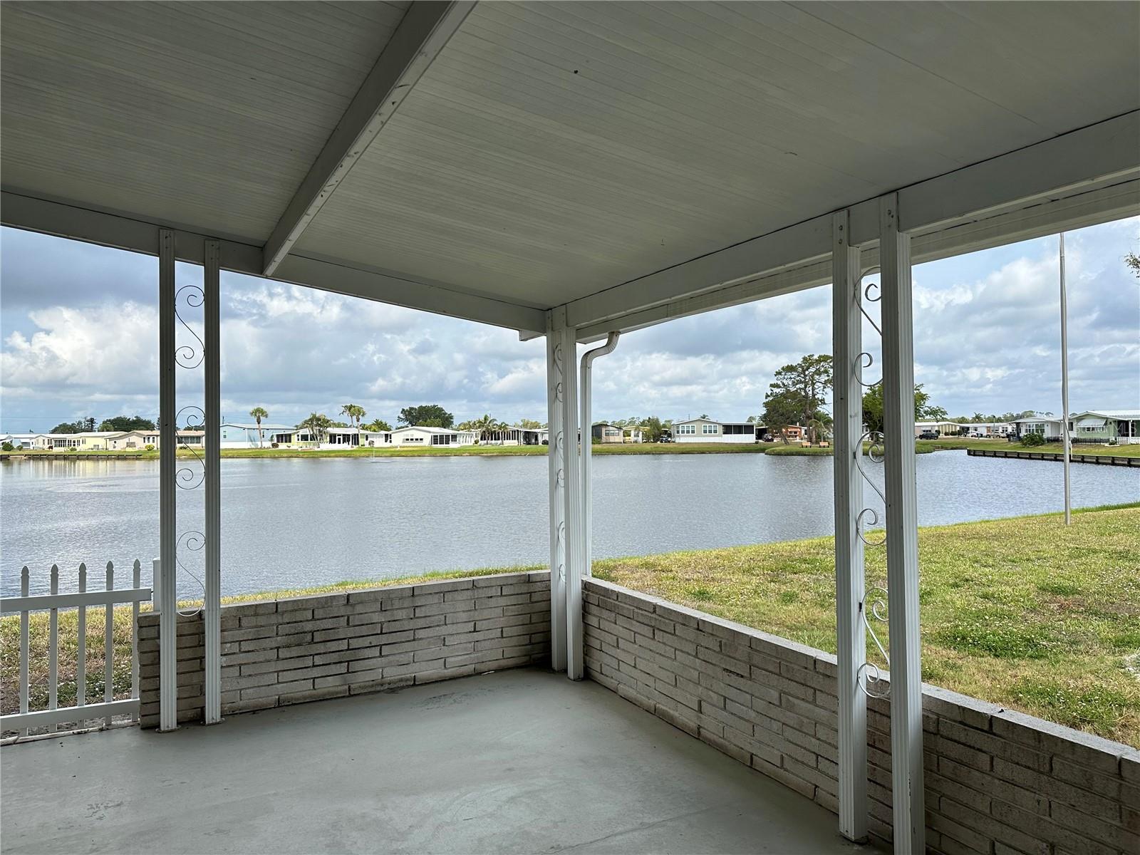 Image 3 of 20 For 103 Lakeview Drive