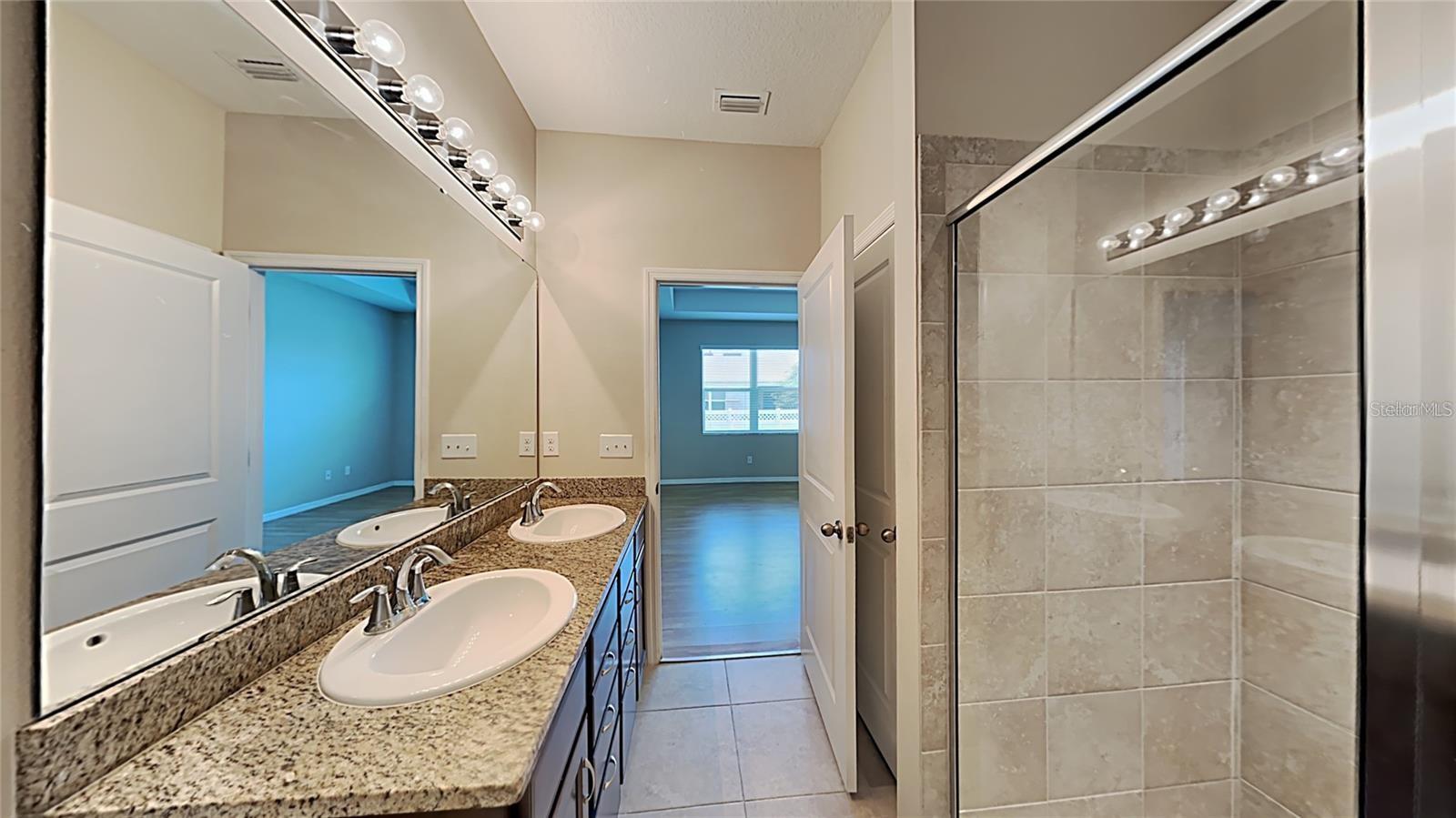Image 10 of 18 For 7697 Timberview Loop