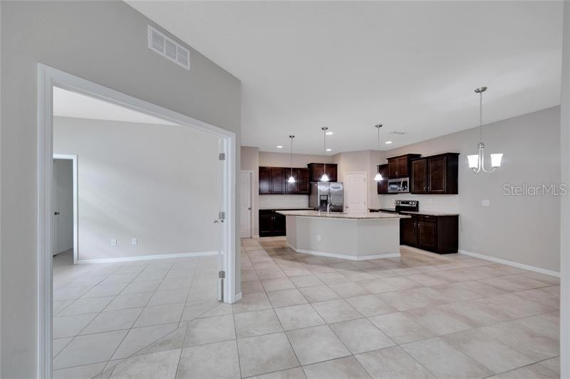 Image 5 of 18 For 7697 Timberview Loop
