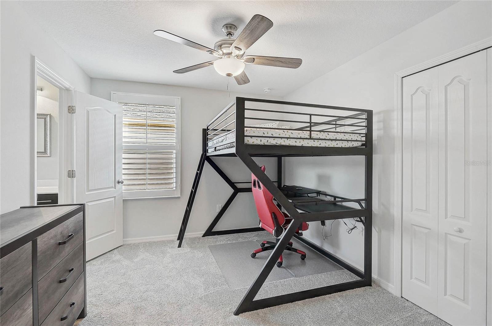 Image 23 of 71 For 12689 Sagewood Drive