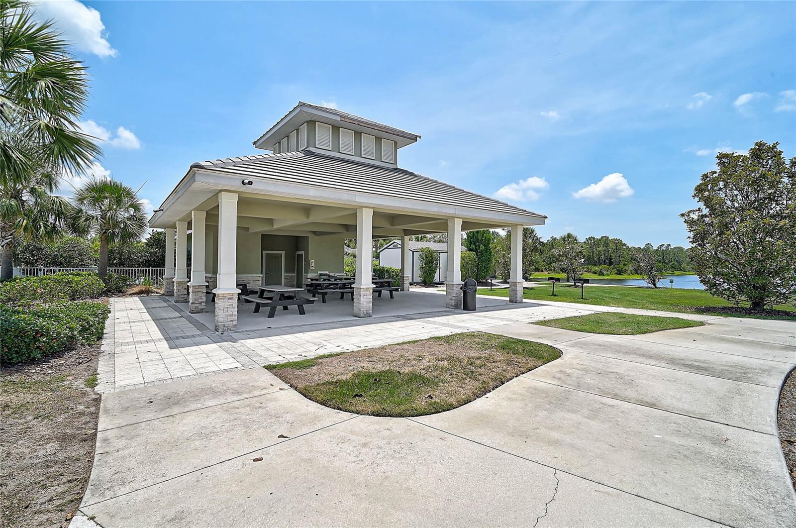 Image 53 of 71 For 12689 Sagewood Drive