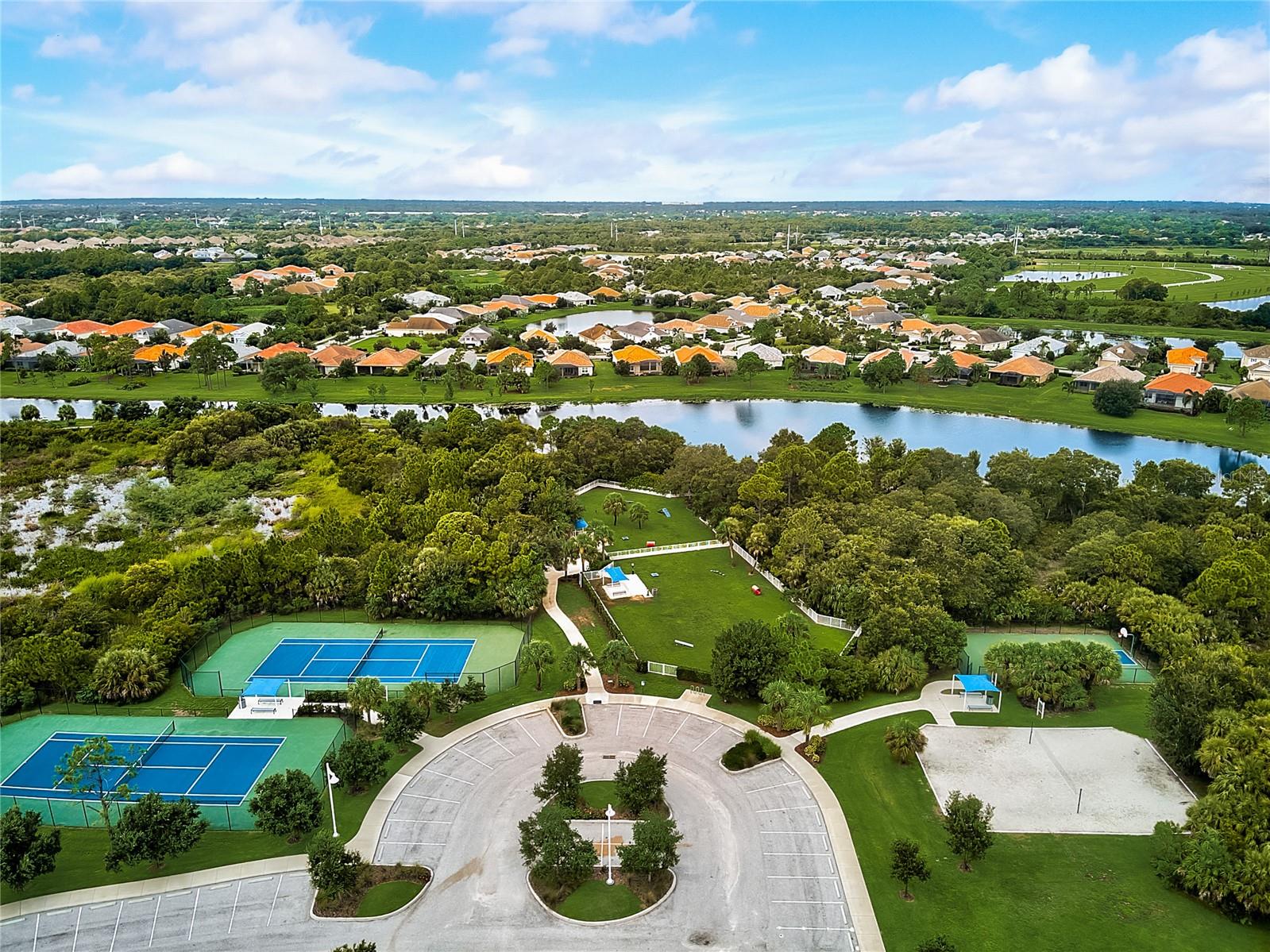 Image 60 of 71 For 12689 Sagewood Drive