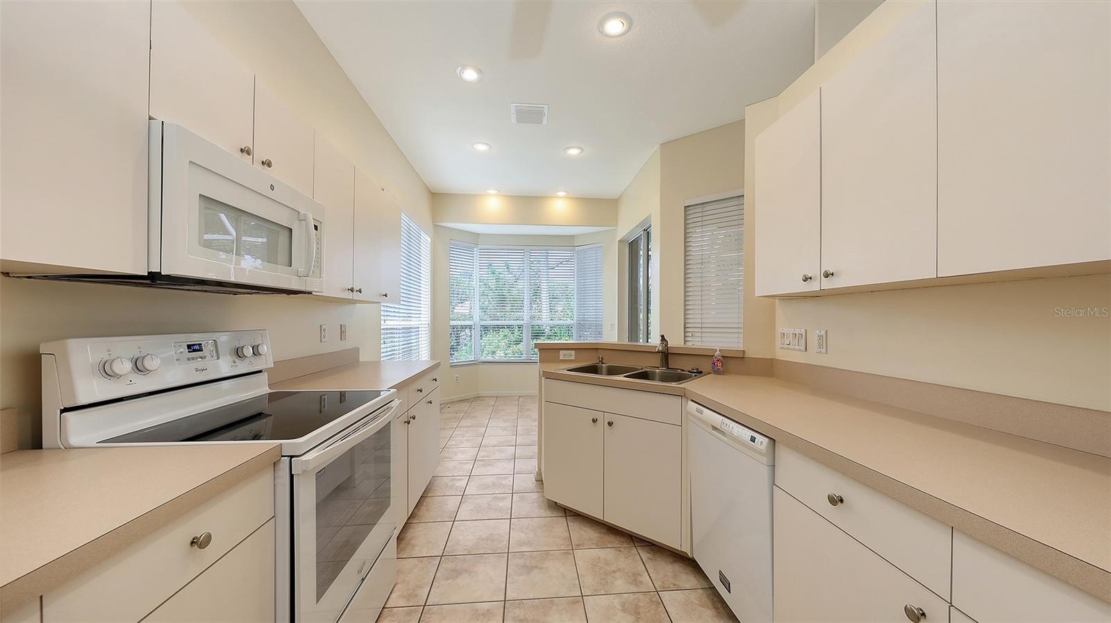 Image 12 of 65 For 201 Vestavia Drive