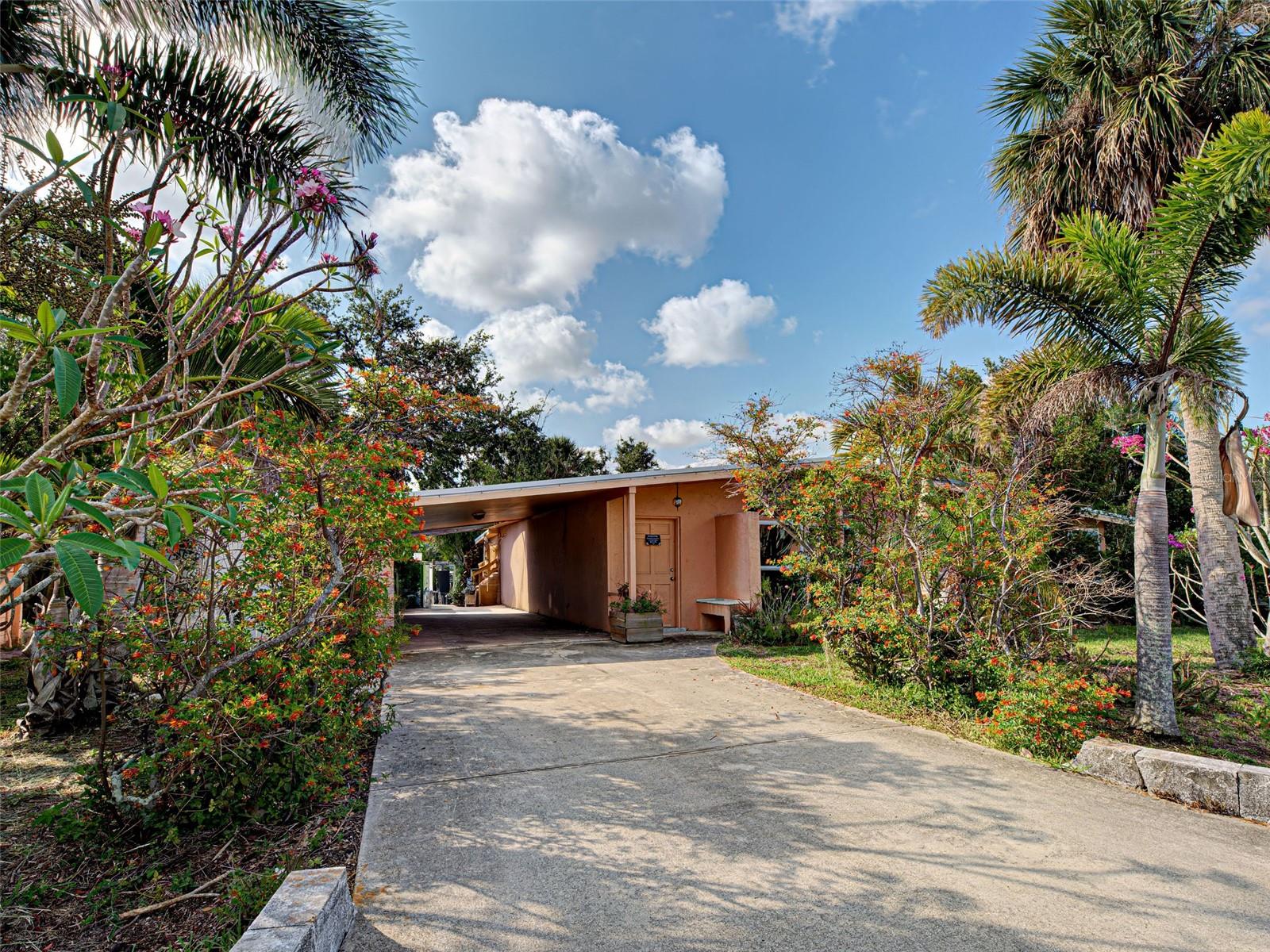 Image 2 of 50 For 602 Bonito Ave