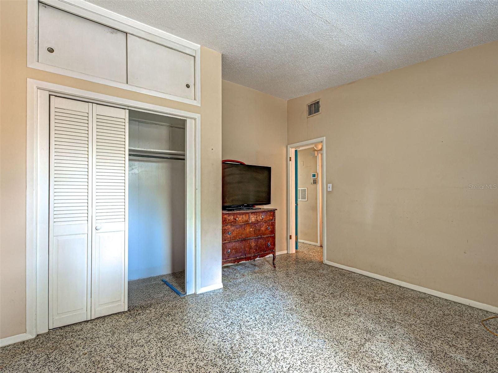 Image 45 of 50 For 602 Bonito Ave